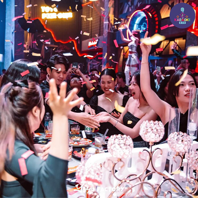 Âm nhạc bùng nổ và sự kiện đặc sắc hàng đêm