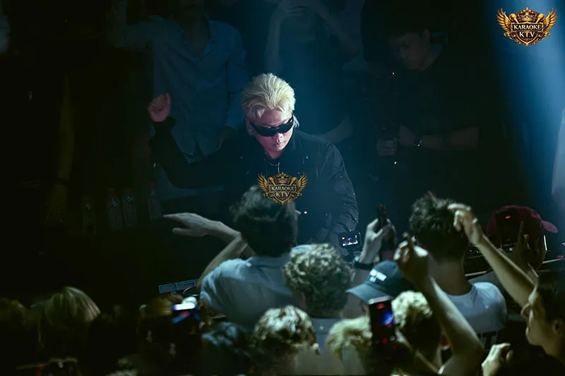 Bỏ túi ngay những nguyên tắc cốt lõi để thâu tóm nhịp đập của tụ điểm số 1 phố cổ.