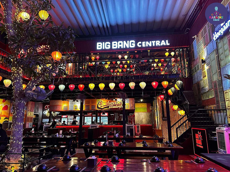 Chương trình giải trí: Live Music, DJ và Dancer bùng nổ