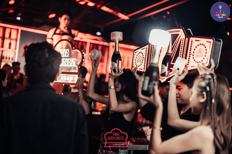 Đừng Bỏ Lỡ Đêm Party Đỉnh Cao Tại The Kitchen Party Hanoi
