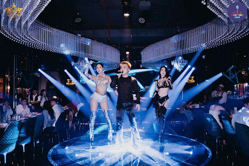 Giá ở đây được đánh giá là “hạt dẻ” so với mặt bằng beer club Hà Nội hiện nay