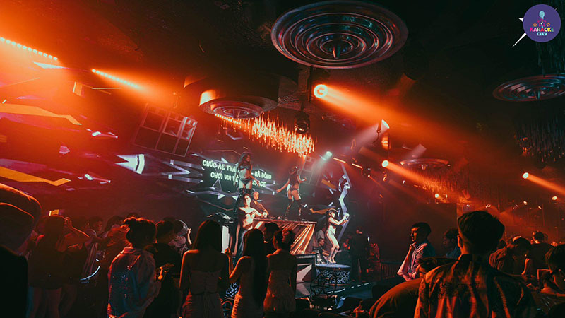 Giá ở X Space được đánh giá là “hạt dẻ” so với mặt bằng lounge phố cổ hiện nay