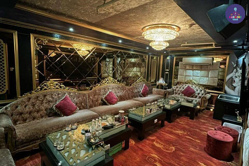 Giá phòng tại Royal 9 Trương Định được đánh giá là “hợp túi tiền” so với chất lượng cao cấp mà quán mang lại