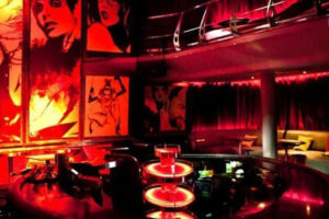 Glamor - 9 Cửa Đông