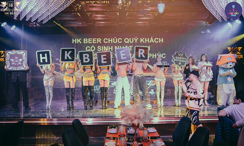 Chợ Mơ 459 Bạch Mai có địa chỉ đầy đủ là: Tầng 2, TTTM Chợ Mơ (Thor Complex), 459C Bạch Mai, phường Trương Định, quận Hai Bà Trưng, Hà Nội