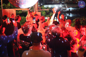 Homeless Rooftop - 645 Trần Xuân Soạn