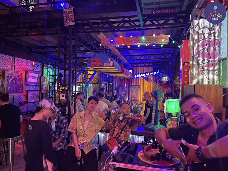 Homeless Rooftop sở hữu không gian rooftop thoáng đãng