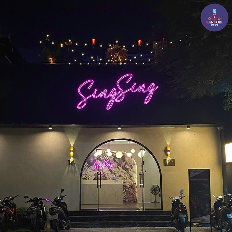 Karaoke SingSing Saigon tọa lạc tại số 14 Bà Huyện Thanh Quan, Phường Võ Thị Sáu, Quận 3