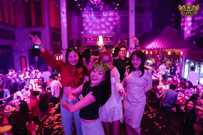 Tổ hợp giải trí đánh thức mọi giác quan, chốn về lý tưởng sau những giờ làm việc căng thẳng.