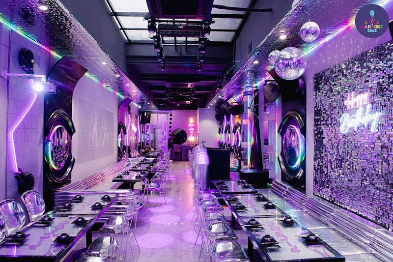 Không Gian Futuristic Kiểu Hàn – Background Check-in Đỉnh Cao