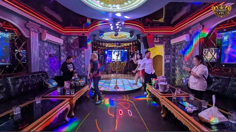 Tận hưởng nhịp sống Nightlife bùng nổ tại Karaoke Nnice cùng bạn bè