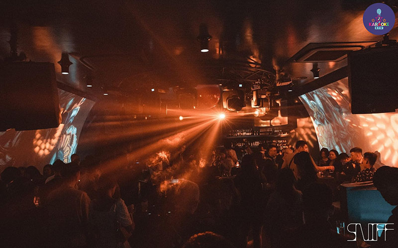 Không Gian & Thiết Kế Hiện Đại Tại Sniff