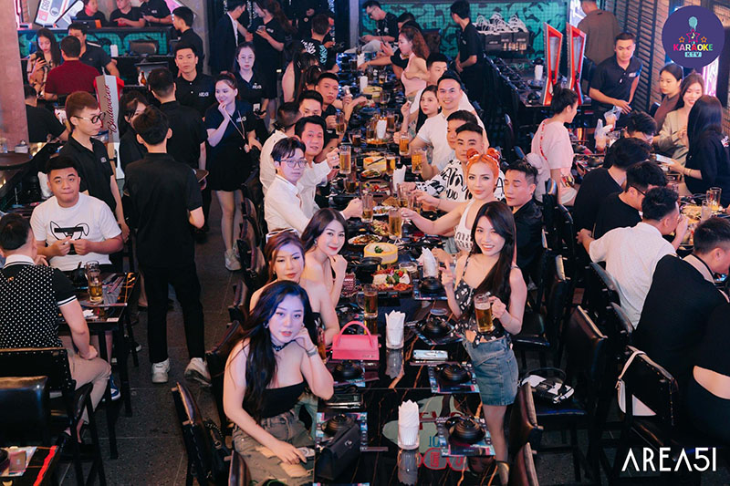 Không Gian Và Atmosphere Tại AREA 51 - 50-52 Hàng Bè