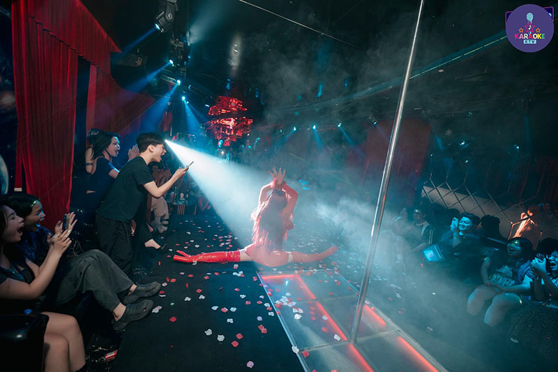 Không gian và atmosphere tại Last Stop Bar n Dance Club