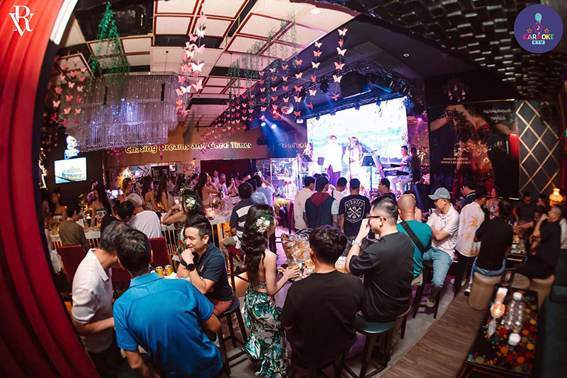 Không gian và atmosphere tại RendezVous