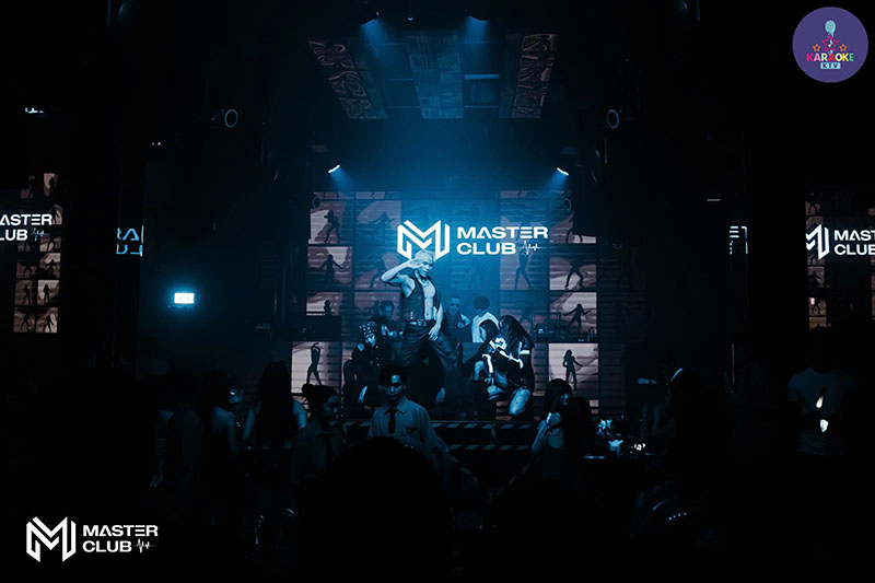 Không Gian Và Thiết Kế Đẳng Cấp