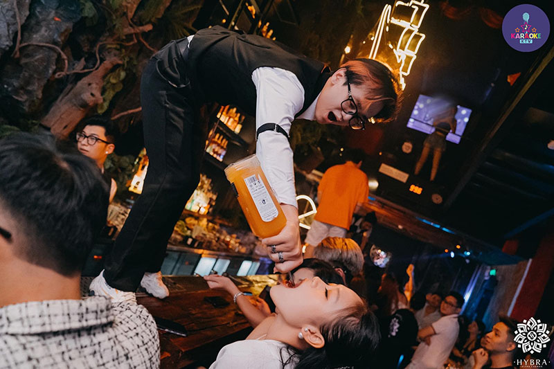 Không Gian Và Vibe Tại Quất - 147 Phương Mai