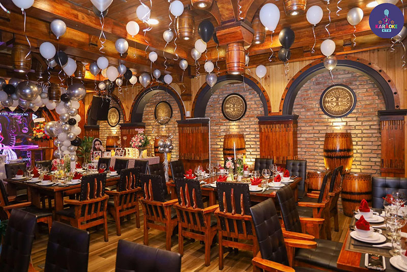 Không không gian thiết kế độc đáo tại Hầm Rượu SOS