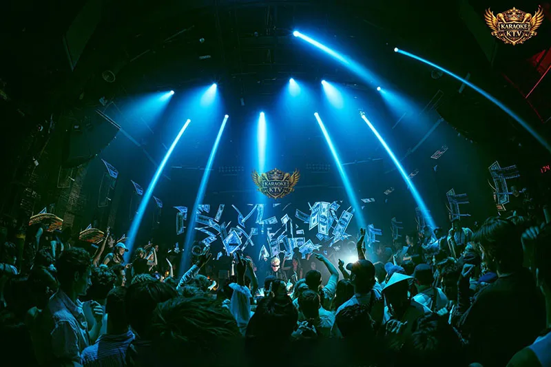 Tái sinh trên nền móng của rạp hát Quảng Lạc lừng lẫy một thời.