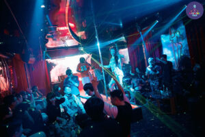 Last Stop Bar n Dance Club Hanoi - 18 Đặng Thai Mai