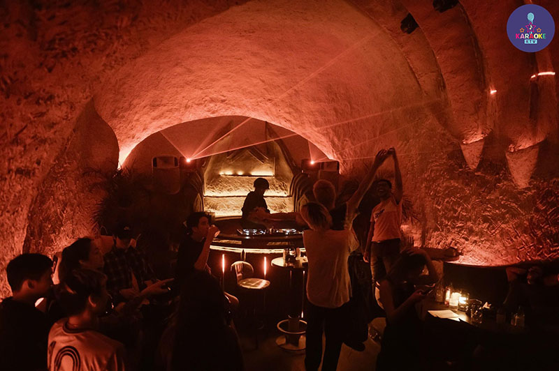 LAVA Bar & Lounge - 74/3 Hai Bà Trưng