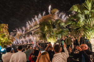 Lighthouse Sky Bar - 27 Hàng Bè