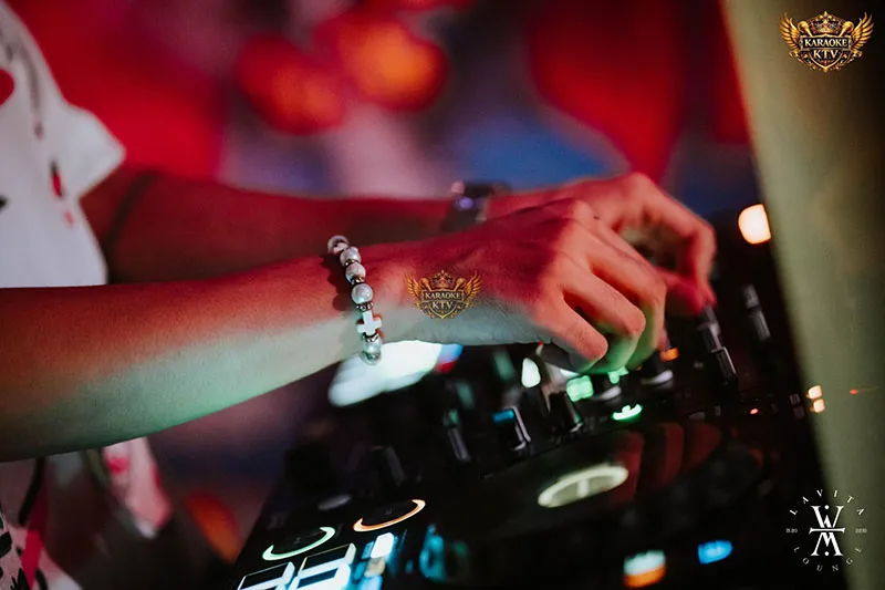 Lời tạm biệt khép lại một chương huy hoàng của giới Nightlife khu vực Hoàn Kiếm.