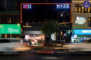 Maze Lounge - 95 Hai Bà Trưng