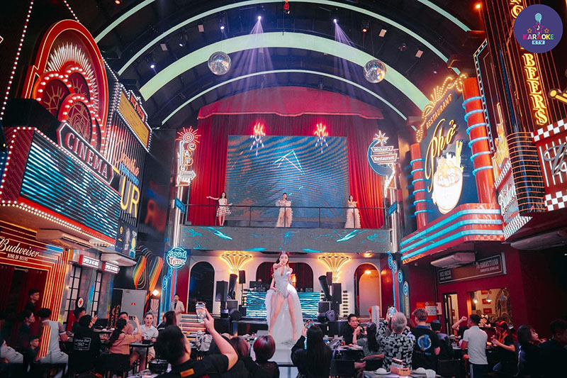 Menu Đồ Uống Đa Dạng Và Combo Ưu Đãi