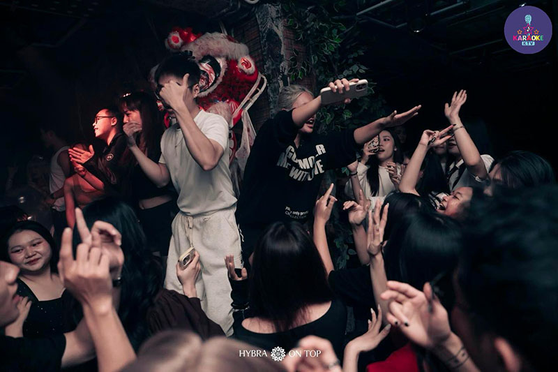 Menu đồ uống và giá cả tại HYBRA On Top