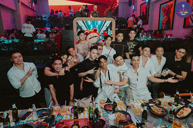 Menu đồ uống và giá cả tham khảo