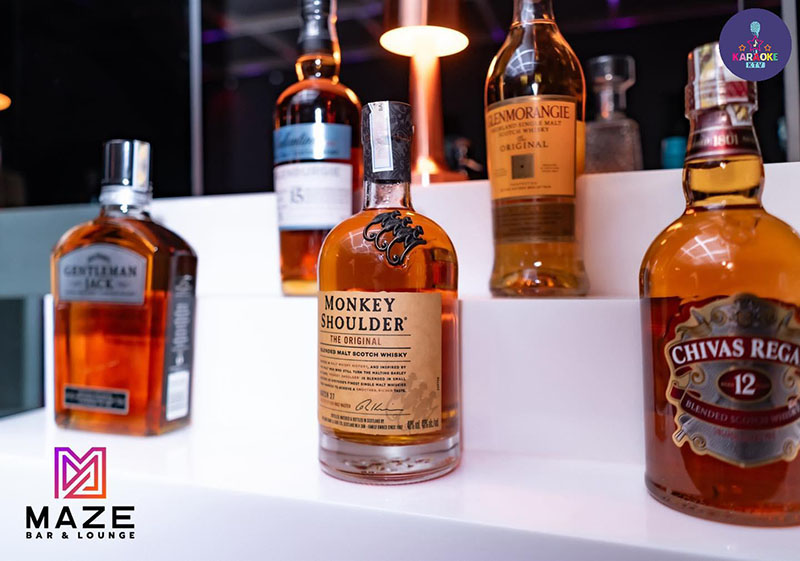 Menu đồ uống và món ăn đặc sắc