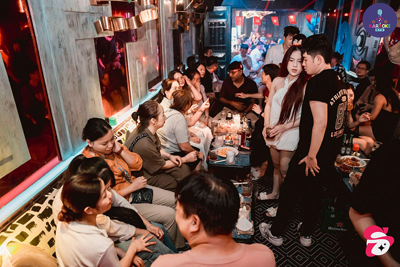 Menu đồ uống và nghệ thuật Shisha đặc sắc