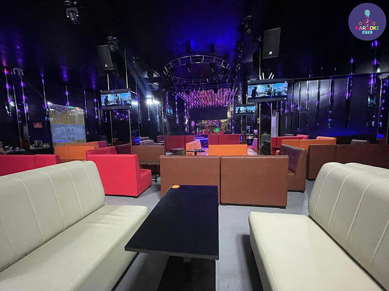 Menu tại Cafe DJ Win 66 đa dạng, tập trung vào đồ uống giải khát và nhậu nhẹ phù hợp với không khí bar club