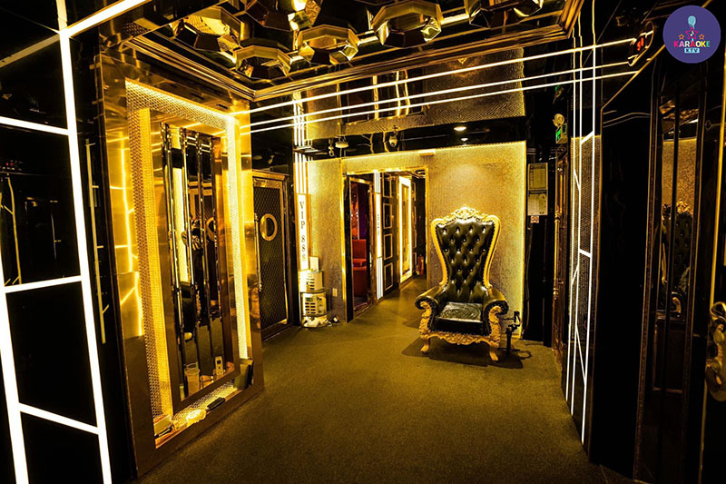 Thực đơn tại 1127 KTV đa dạng đến mức bạn có thể ở đây cả ngày không chán