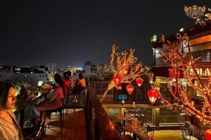 Lighthouse Sky Bar – "Ngọn hải đăng" tỏa sáng giữa lòng phố cổ Hà Nội