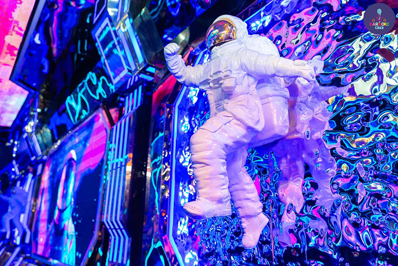 Tối nay đi đâu? – Đã có Karaoke SU SU IKA lo hết!