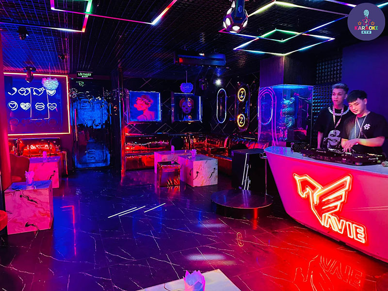 Zavio Lounge - 67 Khúc Thừa Dụ