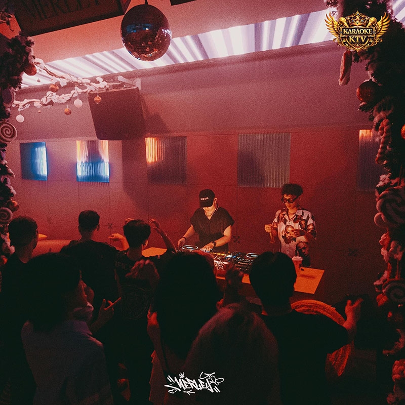 Bước vào Merley ISG, bạn sẽ bị cuốn hút ngay bởi cách phối hợp ánh sáng và nội thất.