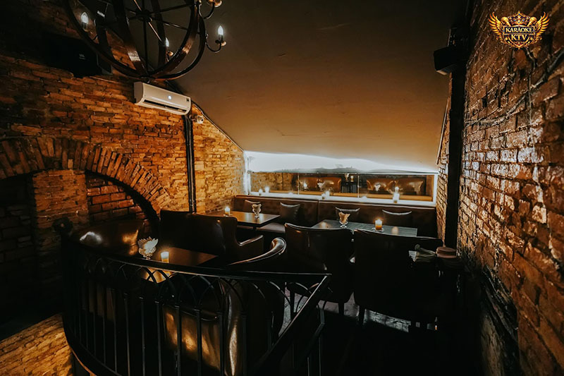 Điều khiến Jackalope Bar khác biệt chính là vibe chill mà không nhàm chán