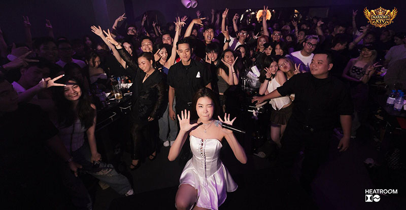 LOCO Complex không phải là một quán bar club thông thường mà là tổ hợp 3-trong-1 được thiết kế thông minh theo phong cách Newtro