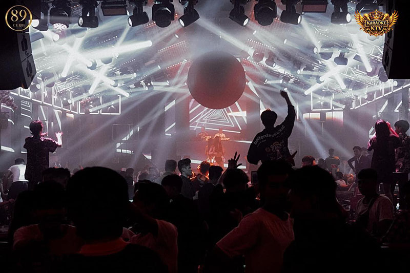 Điều làm nên sức hút lớn nhất của 89 Beer Club - 89 Tân Sơn Nhì chính là chương trình giải trí hàng đêm