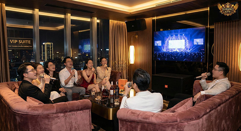 Không gian riêng tư với tầm nhìn tuyệt đẹp là lý do hàng đầu khiến nghệ sĩ chọn các quán VIP