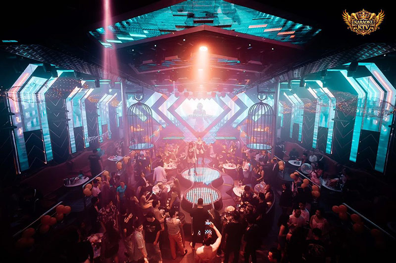 Không Gian Sang Trọng Và Thiết Kế Đẳng Cấp 219 Club - 219 Lý Thái Tổ