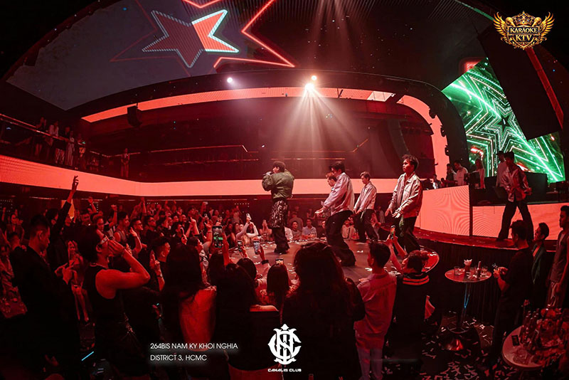 Không Gian & Thiết Kế Sang Trọng Của Canalis Club