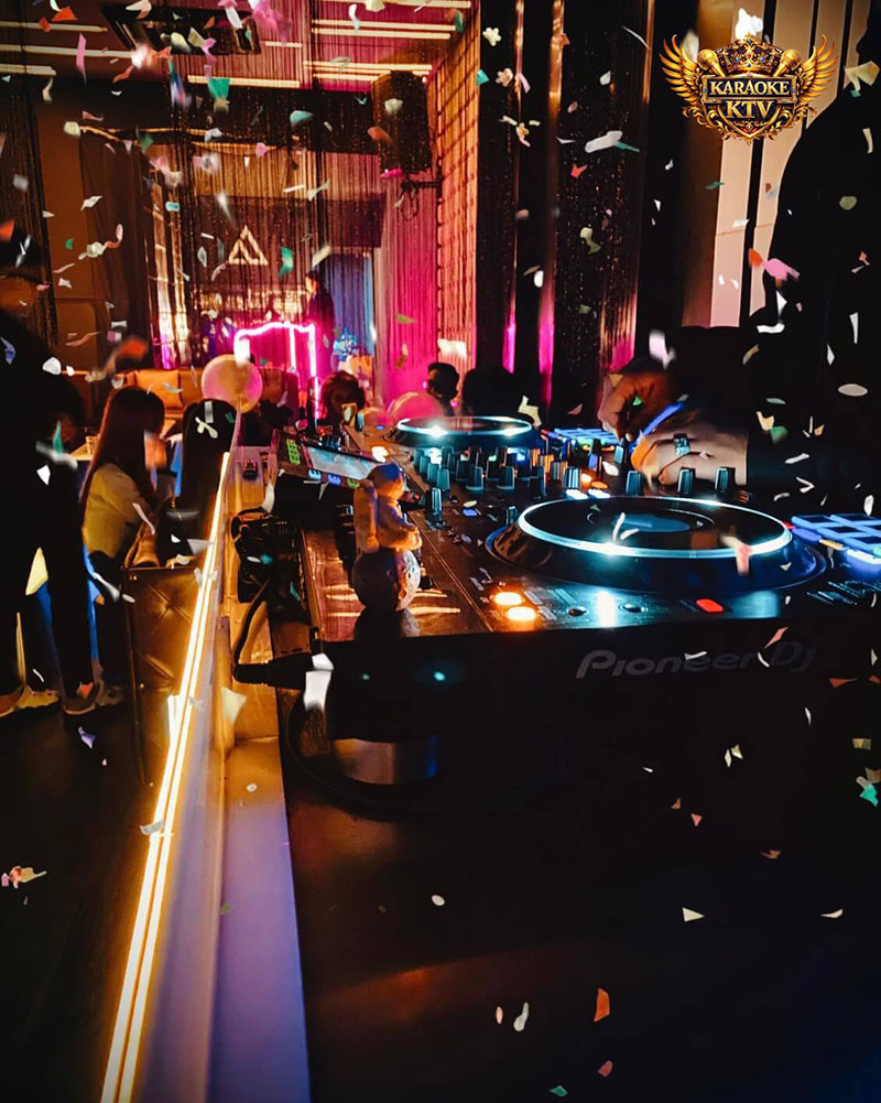 Không gian & Thiết kế tại Ascend