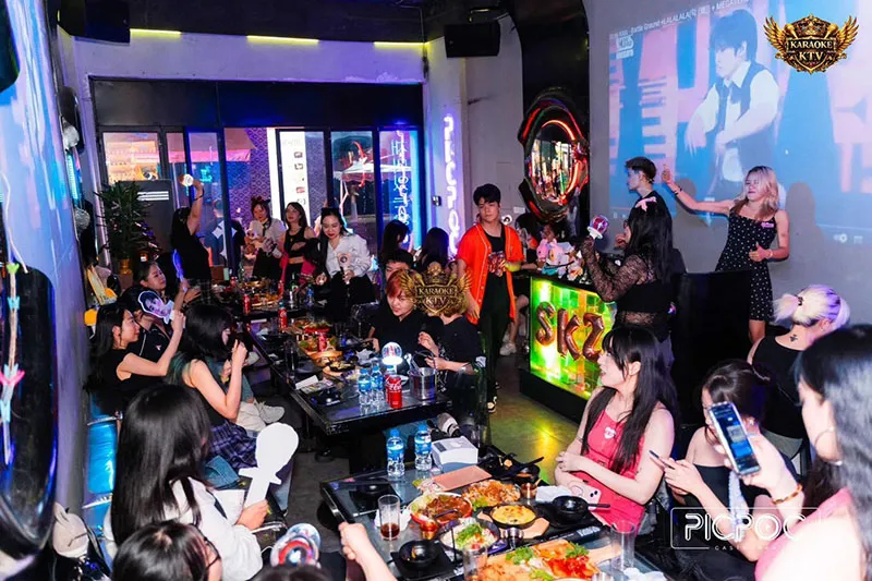 Xóa bỏ hoàn toàn định kiến đồ ăn quán bar chỉ để lấy lệ với những món ngon bắt miệng.