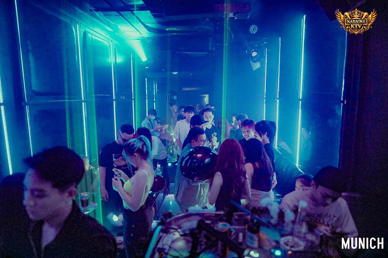 Munich Saigon nằm tại địa chỉ chính xác 112 Hồ Tùng Mậu, Phường Bến Nghé, Quận 1, TP. HCM