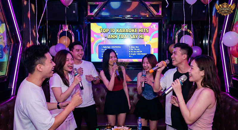Không khí "cháy" hết mình tại phòng hát với các bản hit quốc dân từ Anh Trai Say Hi