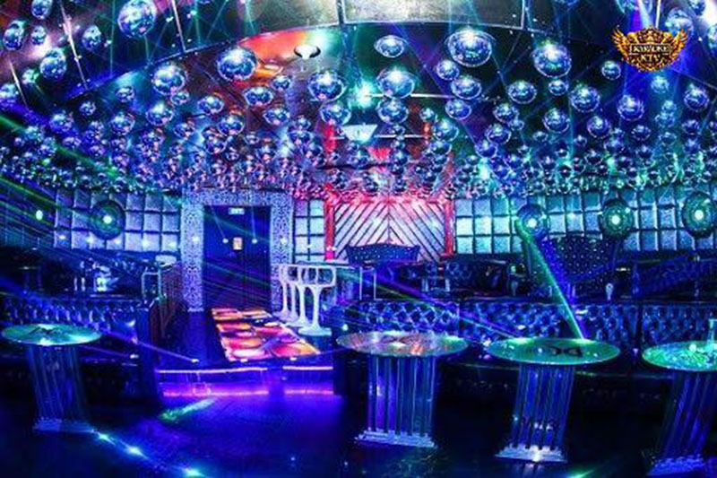 Suzie Wong từng là một trong những bar club được yêu thích tại khu vực Huỳnh Thúc Kháng
